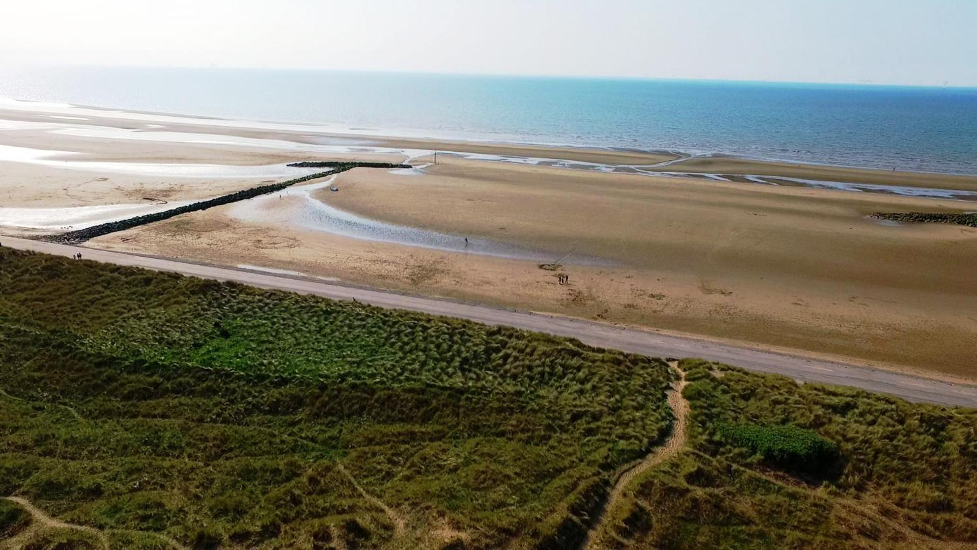 Hotel Ffrith Beach Glamping With Hot Tub Prestatyn Exterior foto