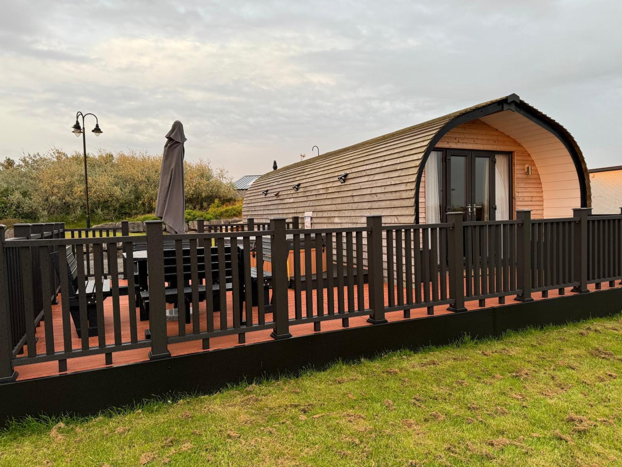 Hotel Ffrith Beach Glamping With Hot Tub Prestatyn Exterior foto